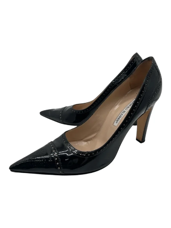 Manolo Blahnik Shoe Size 41 Black Patent Leather Perforated Pointed Toe Pumps