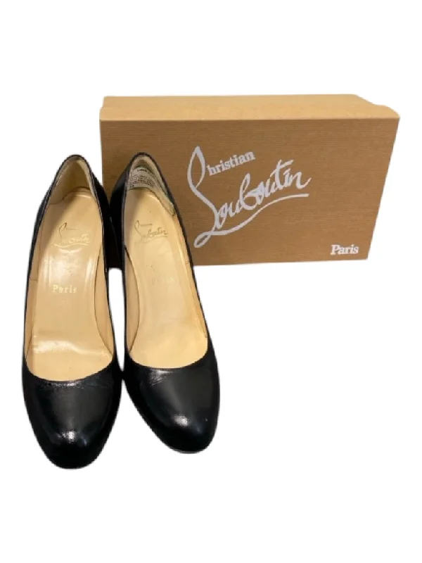 Christian Louboutin Shoe Size 38 Black Leather Almond Toe Closed Toe Pump Shoes