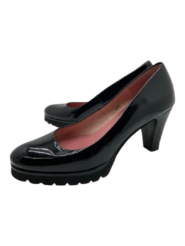 Andre Assous Shoe Size 38.5 Black Patent Leather Lug Sole Pumps