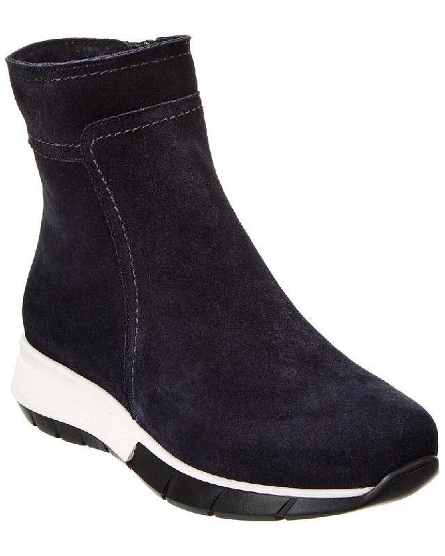 La Canadienne Nadia Suede Boot